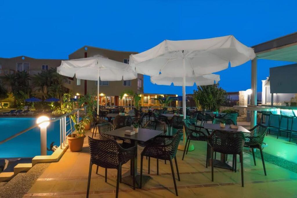 Futura Apartments Chania  ภายนอก รูปภาพ