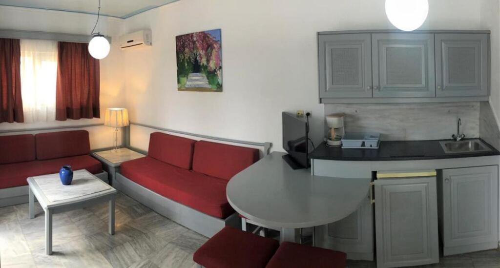 Futura Apartments Chania  ภายนอก รูปภาพ