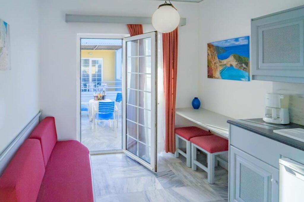 Futura Apartments Chania  ภายนอก รูปภาพ