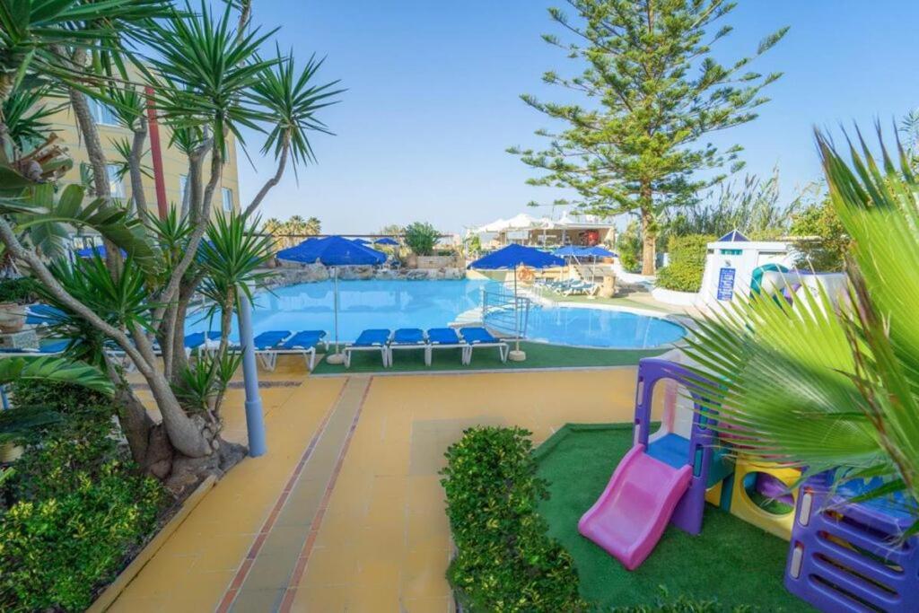 Futura Apartments Chania  ภายนอก รูปภาพ